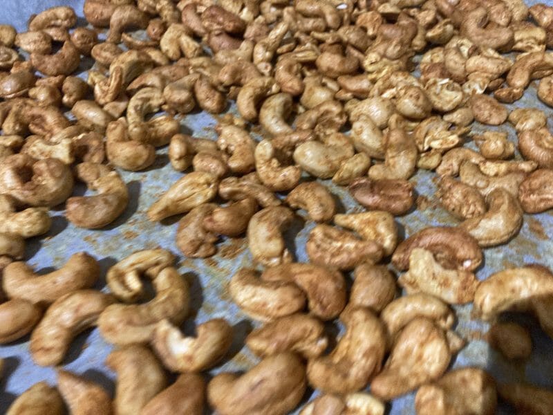 Cliquez pour zoomer ! Noix de cajou grillées au curry Thermomix par Pompotes14