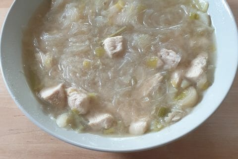 Cliquez pour zoomer ! Bouillon Chinois, poulet et poireaux au Thermomix