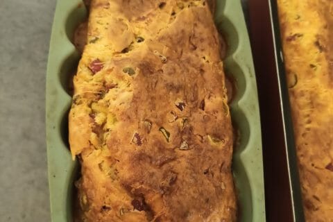 Cliquez pour zoomer ! Cake salé jambon fromage et olives Thermomix par christina86
