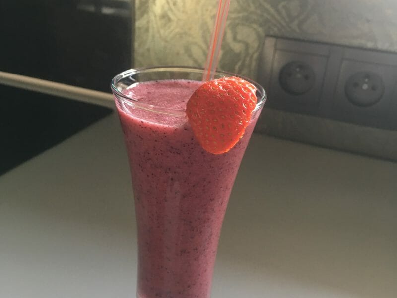 Cliquez pour zoomer ! Smoothie fraise myrtille Thermomix par crafilou