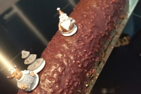 Cliquez pour zoomer ! Bûche Ferrero Rocher Thermomix par nathaliebaudouinnicoli