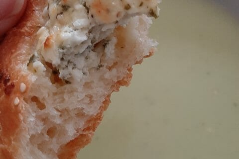 Cliquez pour zoomer ! Poğaça – Petits pains Turcs à la Feta au Thermomix