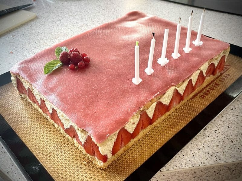 Cliquez pour zoomer ! Fraisier Thermomix par mpar05