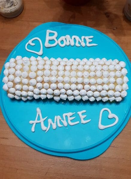 Cliquez pour zoomer ! Bûche au citron meringuée Thermomix par Estelle Marie