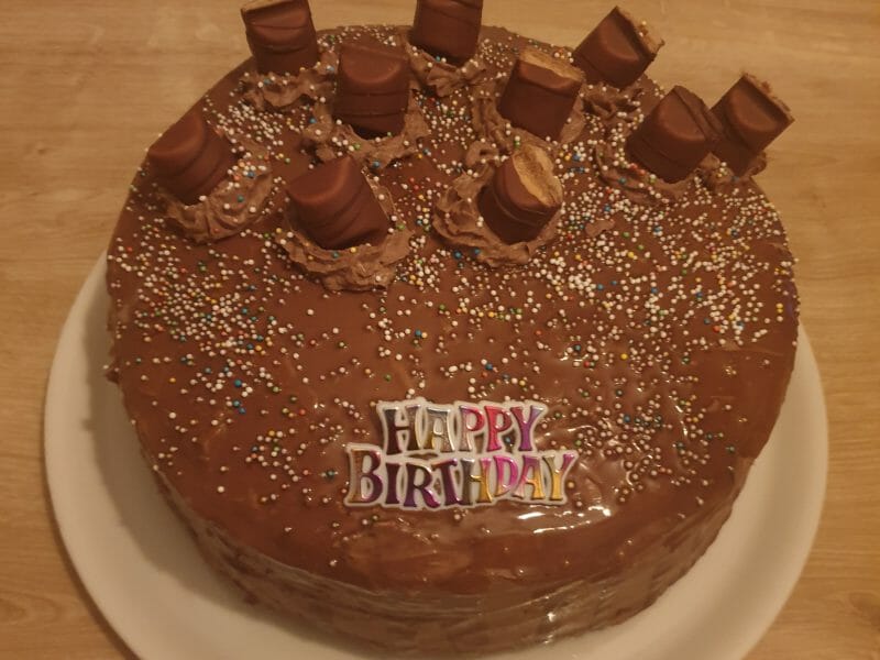 Cliquez pour zoomer ! Layer cake Kinder Bueno Thermomix par cleyvit