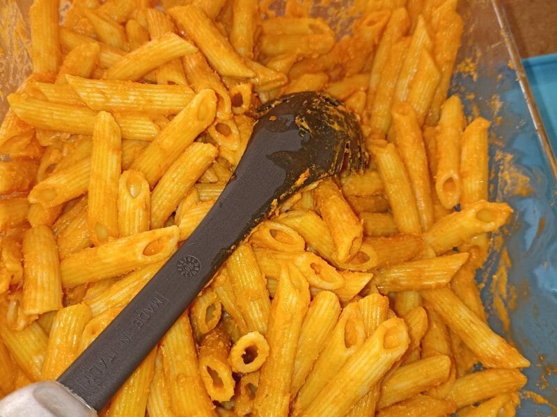 Cliquez pour zoomer ! Pâtes sauce rosée ail et basilic Thermomix par nadouille21