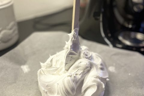 Cliquez pour zoomer ! Mini pavlova aux fraises Thermomix par Amel G