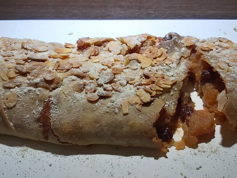 Cliquez pour zoomer ! Apfelstrudel (Strudel aux pommes) Thermomix par nora30