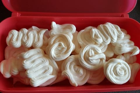 Cliquez pour zoomer ! Meringues au Thermomix