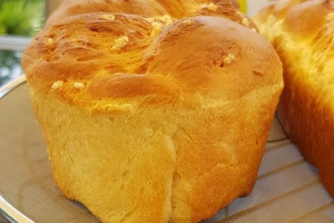 Cliquez pour zoomer ! Brioche tressée à la mie filante au Thermomix