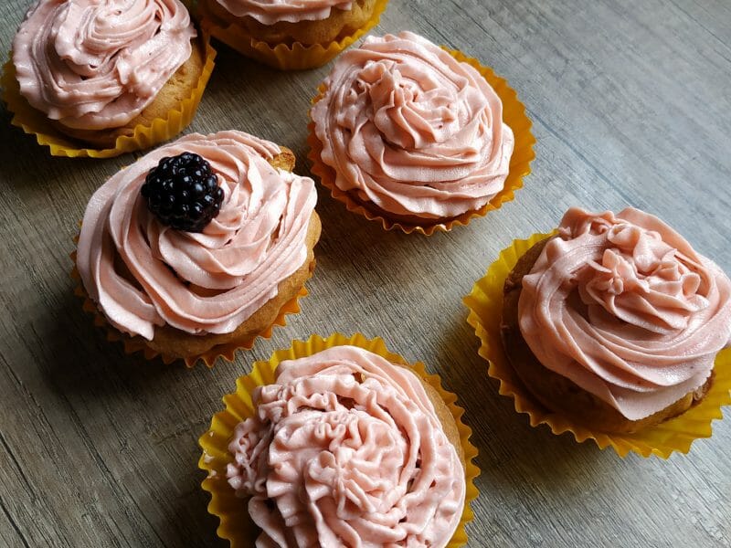 Cliquez pour zoomer ! Cupcakes à la framboise Thermomix par chrys19