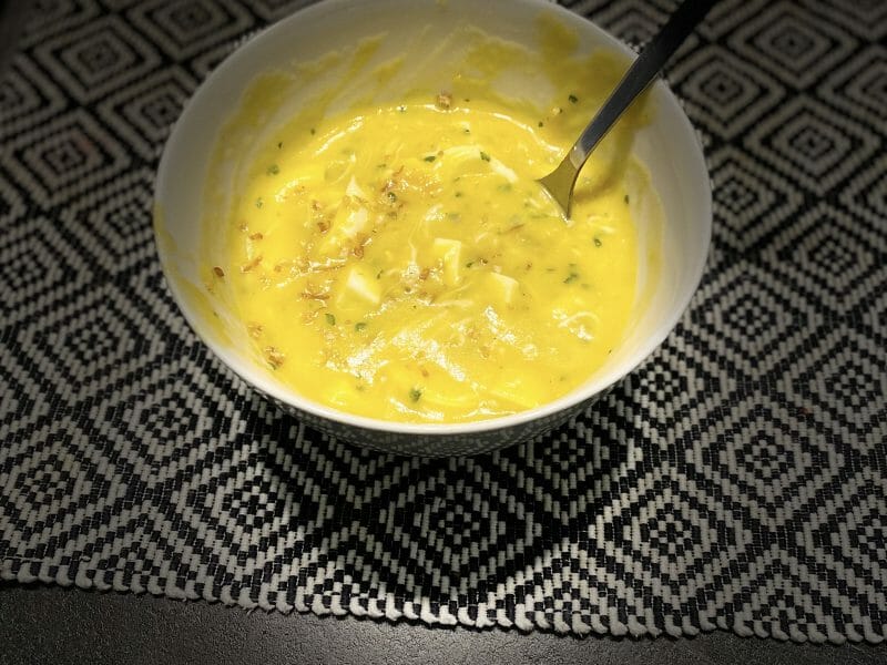 Cliquez pour zoomer ! Soupe aux oeufs et à la coriandre Thermomix par cookingdara