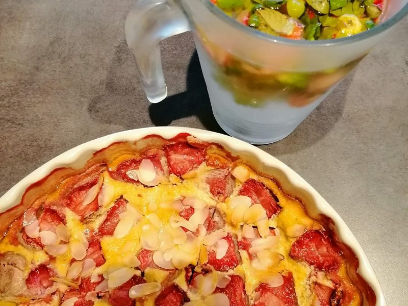 Cliquez pour zoomer ! Clafoutis aux fraises Thermomix par perrine50
