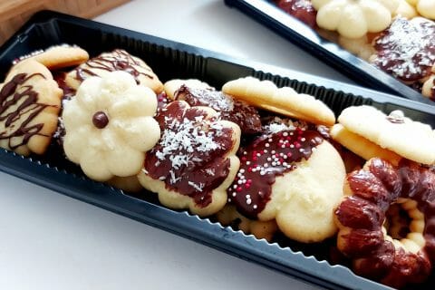 Cliquez pour zoomer ! Sablés à la presse à biscuits Thermomix par mariaknight