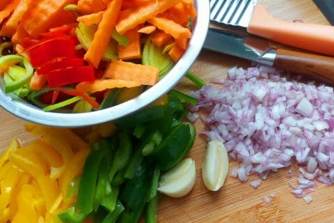 Cliquez pour zoomer ! Effiloché de poulet aux cacahuètes Thermomix par mariaknight