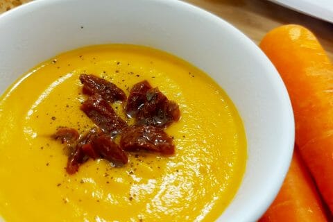 Cliquez pour zoomer ! Velouté de carottes et tomates séchées Thermomix par mariaknight