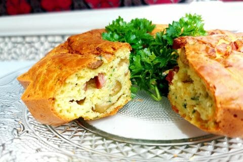 Cliquez pour zoomer ! Cake salé jambon fromage et olives Thermomix par mariaknight