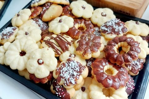 Cliquez pour zoomer ! Sablés à la presse à biscuits Thermomix par mariaknight