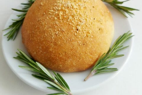 Cliquez pour zoomer ! Pains burger au parmesan et romarin Thermomix par mariaknight