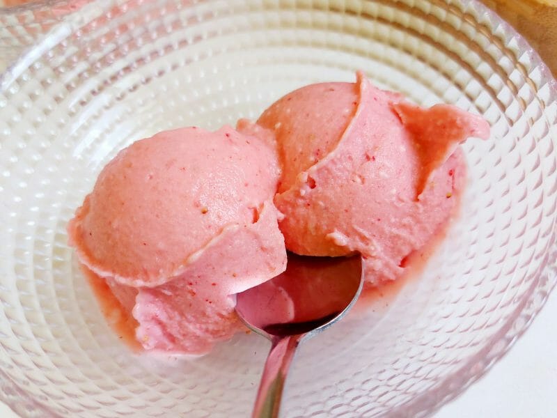 Cliquez pour zoomer ! Glace à la fraise Thermomix par mariaknight