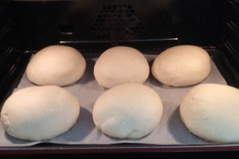 Cliquez pour zoomer ! Pains hamburger Thermomix par misscoco