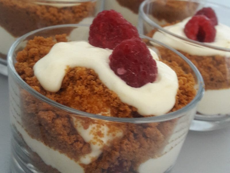 Cliquez pour zoomer ! Tiramisu aux framboises et spéculoos Thermomix par SoniaL
