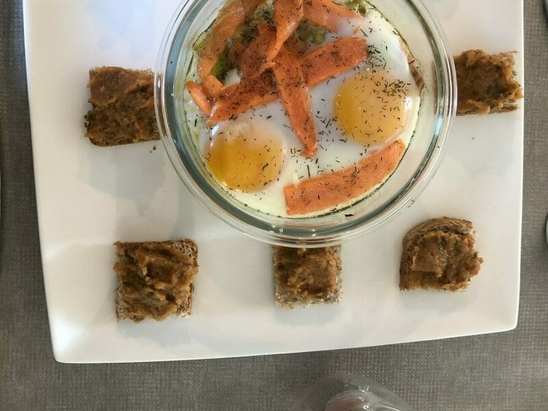 Cliquez pour zoomer ! Oeufs cocotte poireaux et saumon fumé Thermomix par Nana71000