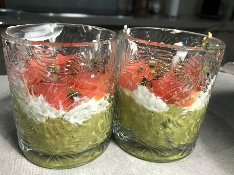 Cliquez pour zoomer ! Verrines saumon avocat Thermomix par Nana71000