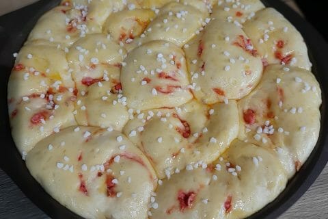 Cliquez pour zoomer ! Brioche aux pralines roses Thermomix par loumimilou