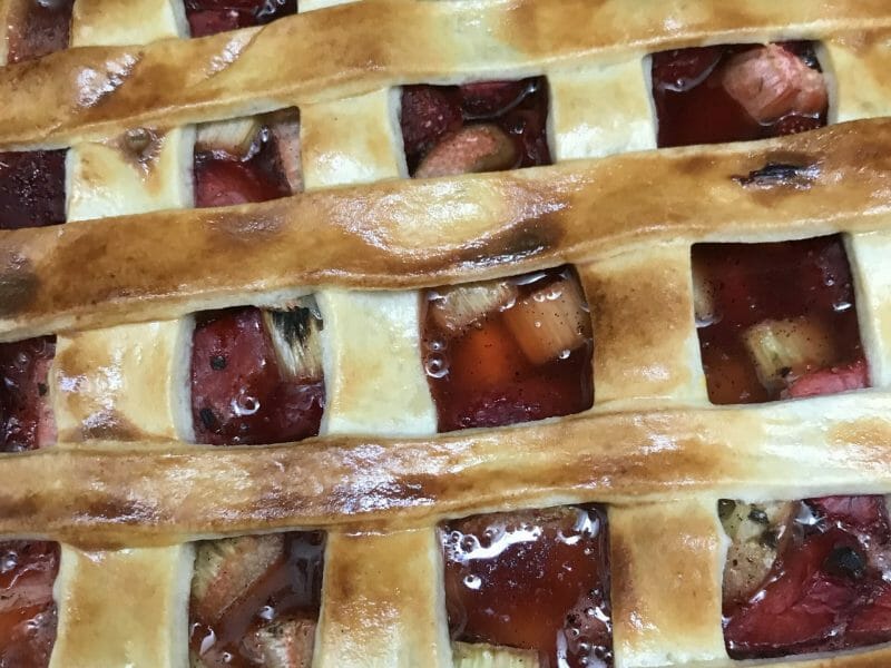 Cliquez pour zoomer ! Tarte aux fraises et à la rhubarbe Thermomix par sand544