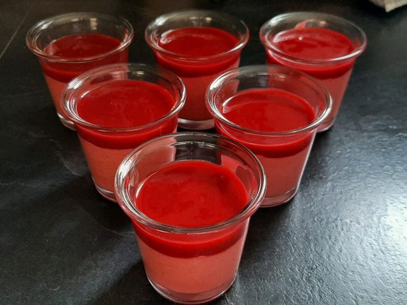 Cliquez pour zoomer ! Mousse à la framboise et son coulis Thermomix par Tatamimi