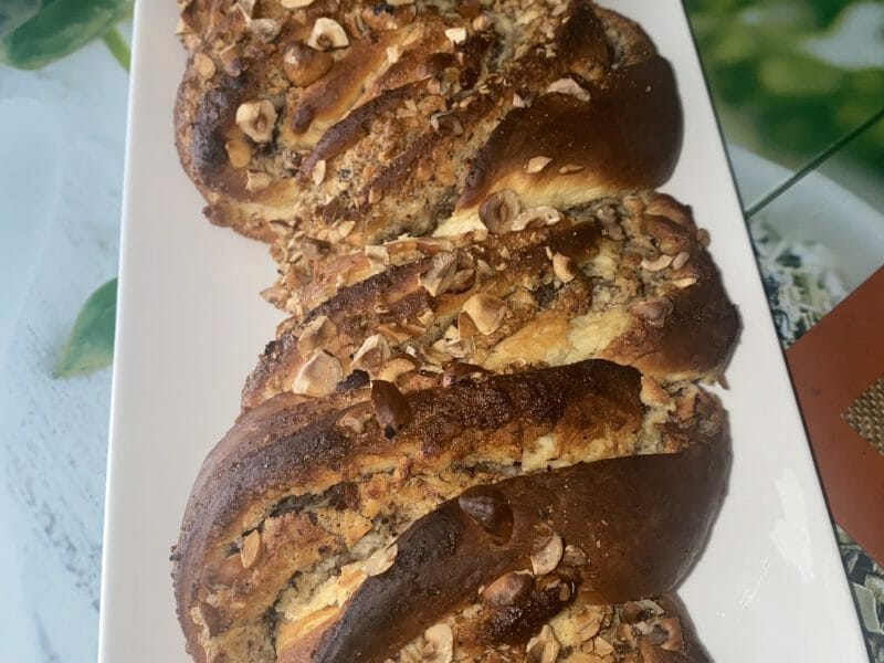 Cliquez pour zoomer ! Brioche tressée aux noisettes Thermomix par nounaa
