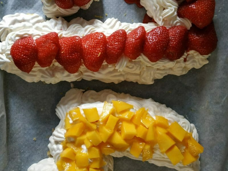 Cliquez pour zoomer ! Mini pavlova aux fraises Thermomix par nat3434