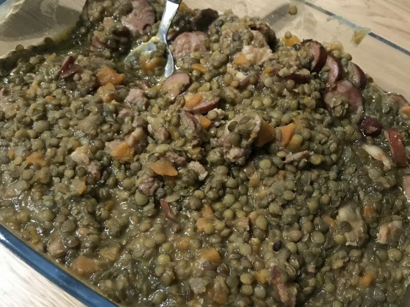 Cliquez pour zoomer ! Lentilles et ses saucisses Thermomix par gaelle13110