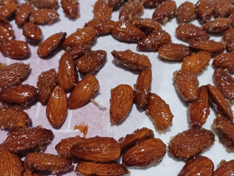 Cliquez pour zoomer ! Amandes grillées à la cannelle et au miel Thermomix par lilith49