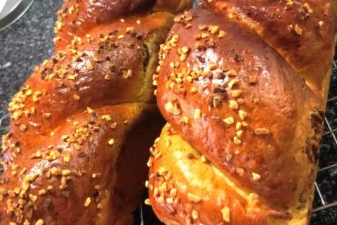 Cliquez pour zoomer ! Cozonac – Brioche roumaine aux noix et chocolat Thermomix par andrea10