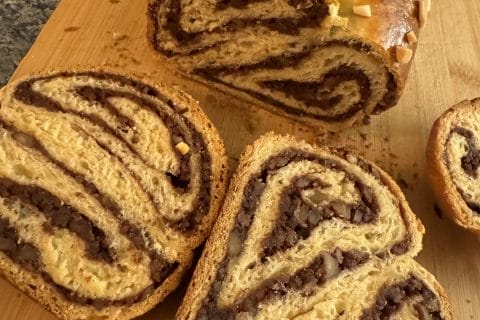Cliquez pour zoomer ! Cozonac – Brioche roumaine aux noix et chocolat Thermomix par andrea10