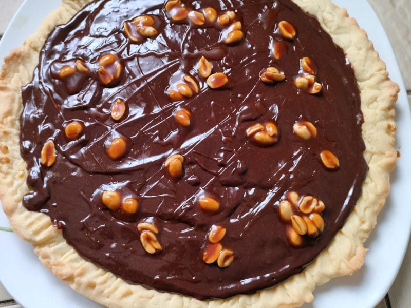 Cliquez pour zoomer ! Tarte au chocolat et cacahuètes caramélisées Thermomix par nobela