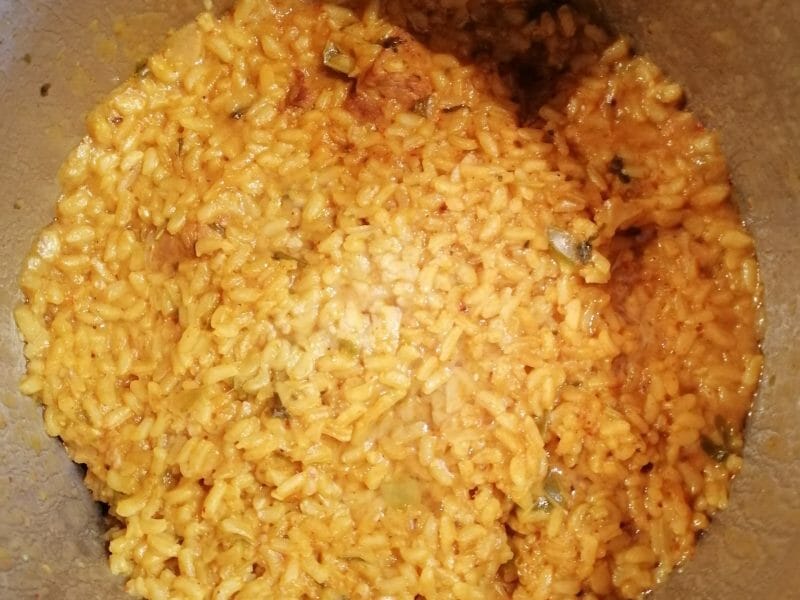 Cliquez pour zoomer ! Côtes de porc au riz jaune Thermomix par dutourmartine