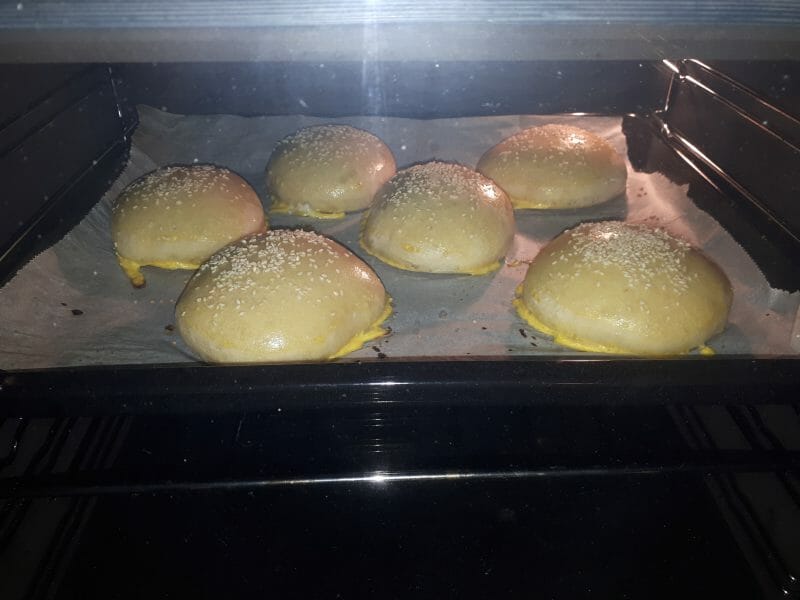 Cliquez pour zoomer ! Pains hamburger Thermomix par celinefrog