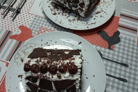 Cliquez pour zoomer ! Bûche forêt noire Thermomix par syss52