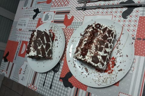 Cliquez pour zoomer ! Bûche forêt noire Thermomix par syss52