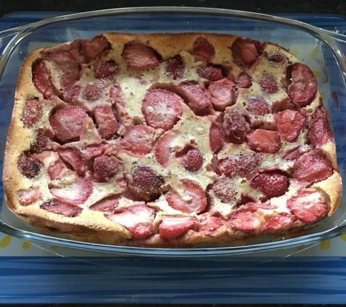 Cliquez pour zoomer ! Clafoutis aux fraises Thermomix par Sylbibiche