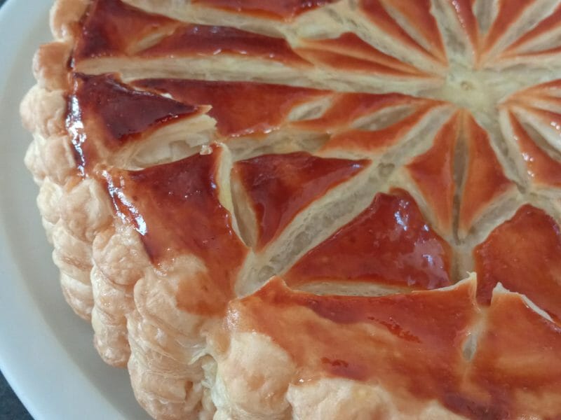 Cliquez pour zoomer ! Galette des rois à la frangipane Thermomix par tamcook