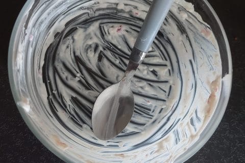 Cliquez pour zoomer ! Rillettes de radis roses au cheese cream Thermomix par littleboubou