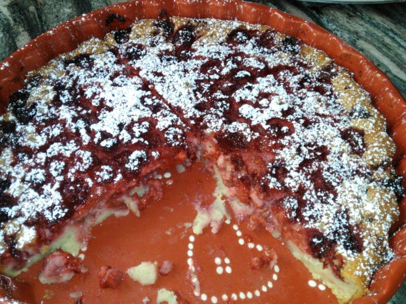 Cliquez pour zoomer ! Clafoutis aux framboises Thermomix par amelie39g