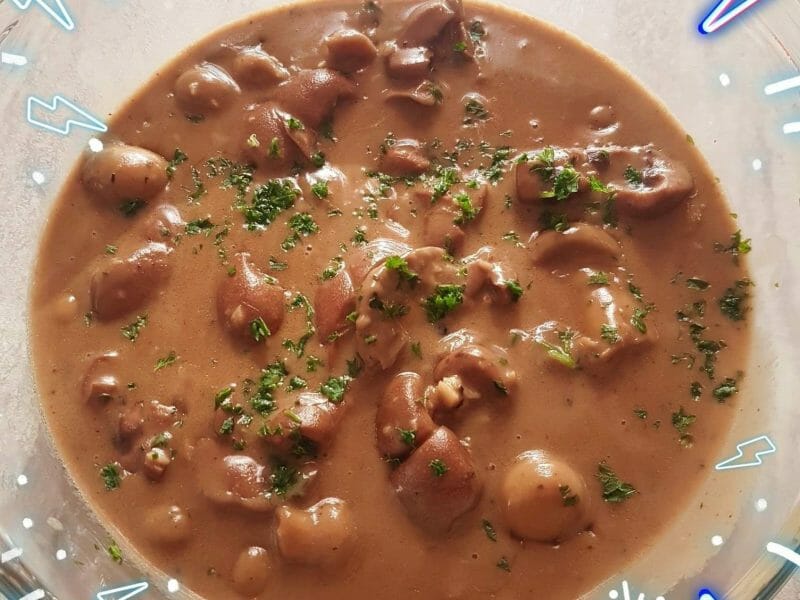 Cliquez pour zoomer ! Rognons de porc sauce madère Thermomix par annie01