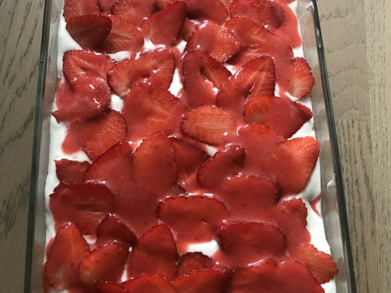 Cliquez pour zoomer ! Tiramisu aux fraises en verrines Thermomix par Chabine09