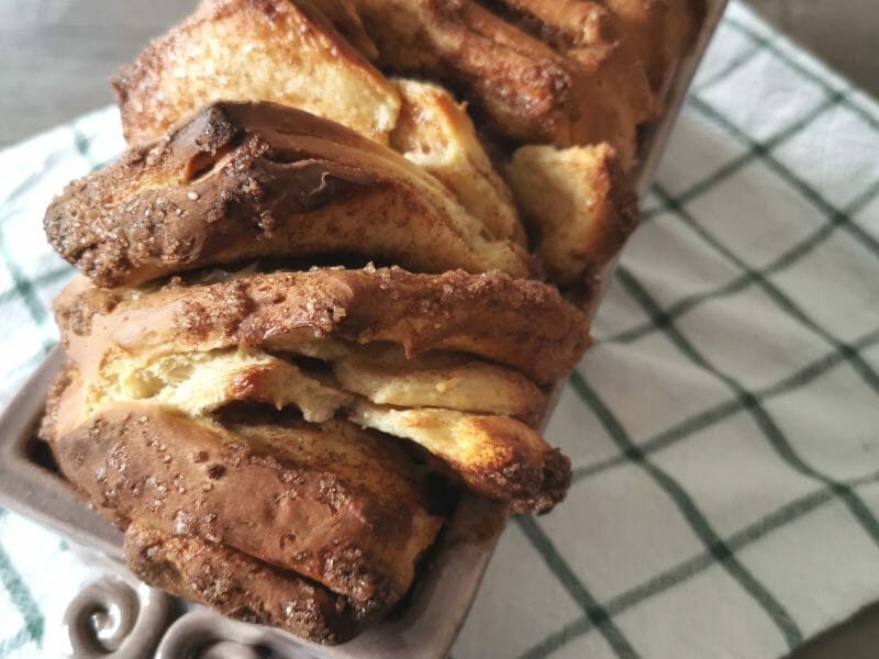 Cliquez pour zoomer ! Brioche à effeuiller à la cannelle Thermomix par Margotte aux fraises