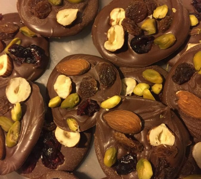 Cliquez pour zoomer ! Mendiants au chocolat Thermomix par Margotte aux fraises